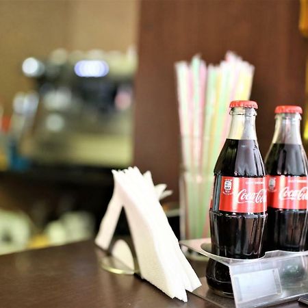 Pensiunea Taka Orşova Екстериор снимка